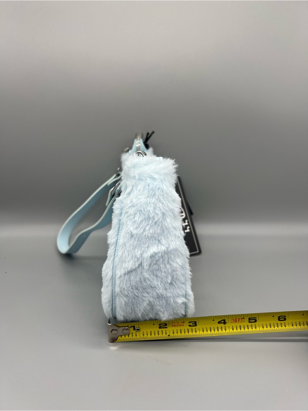 Von Dutch faux fur shoulder bag purse - Picture 4 of 7